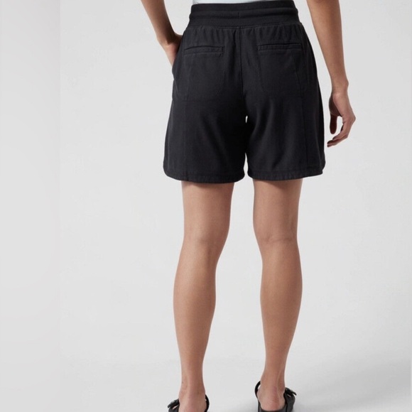NWT Athleta Fallon Midi Short 7” - Picture 2 of 11